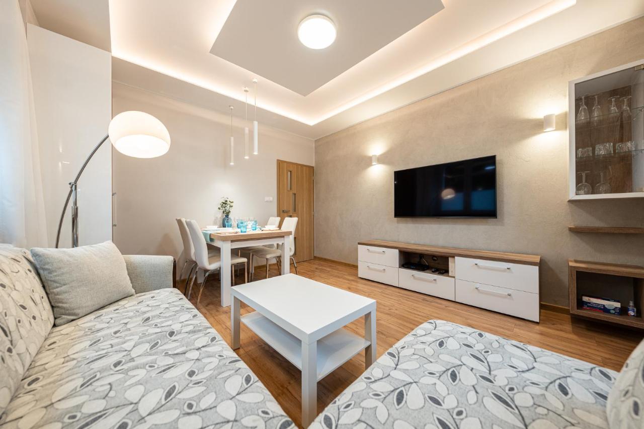 Apartment Bluebird Katowice Near Spodek Mck & City Center Eksteriør bilde
